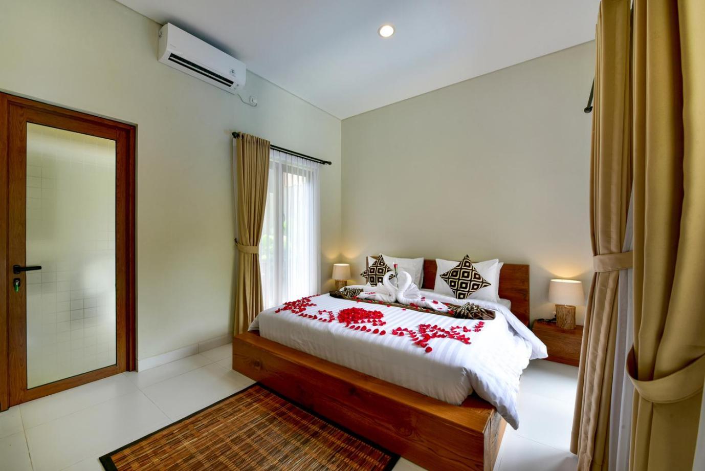 Mahayoga Private Pool And Resto Pousada